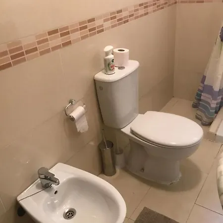 Benjamin Silver Beach Apartment *